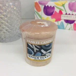 VOTIVE SEASIDE WOODS / BOIS EN BORD DE MER